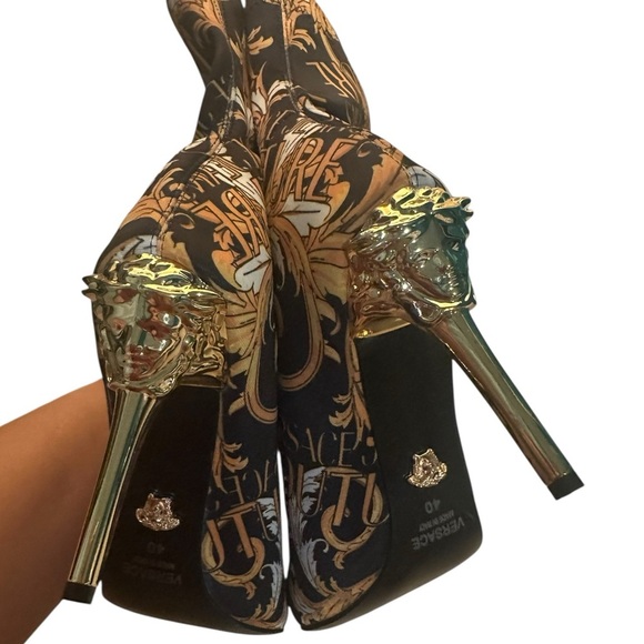 Versace Jeans Couture Scarlett ankle boots black and gold baroque print size 40 - Picture 10 of 12